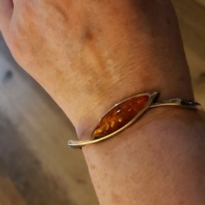 Amber in white gold, bracelet